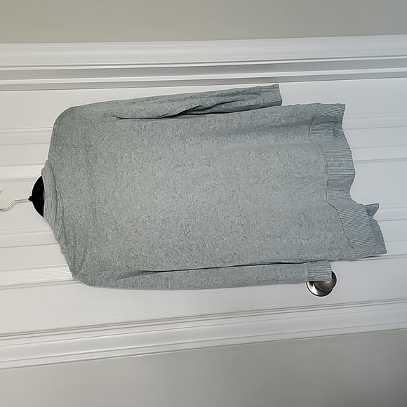 Market & Spruce Small Cardigan - Picture 2 of 4